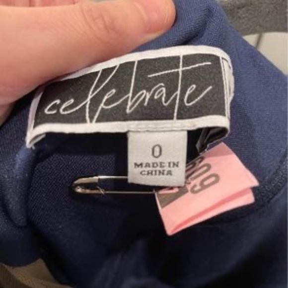 David’s Bridal bridesmaid dress - Picture 3 of 3